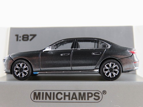 Minichamps 870 024500 - , i7